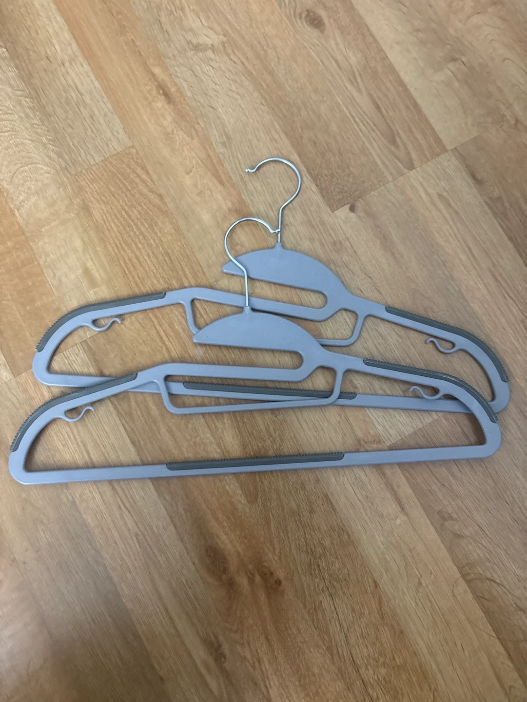 10-15 non-slip slim cloth hangers