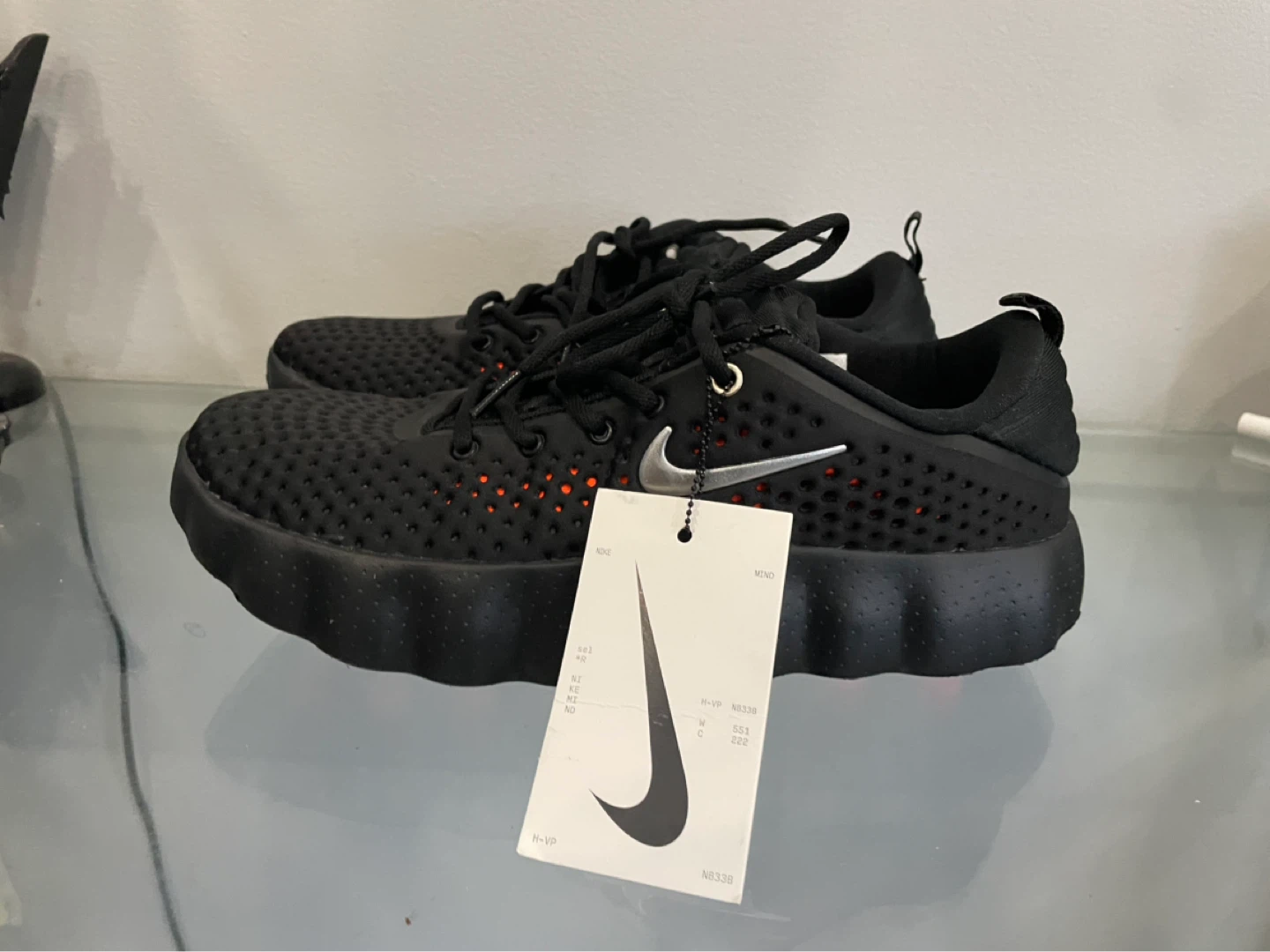 Nike minds 002 - US Size 9.5