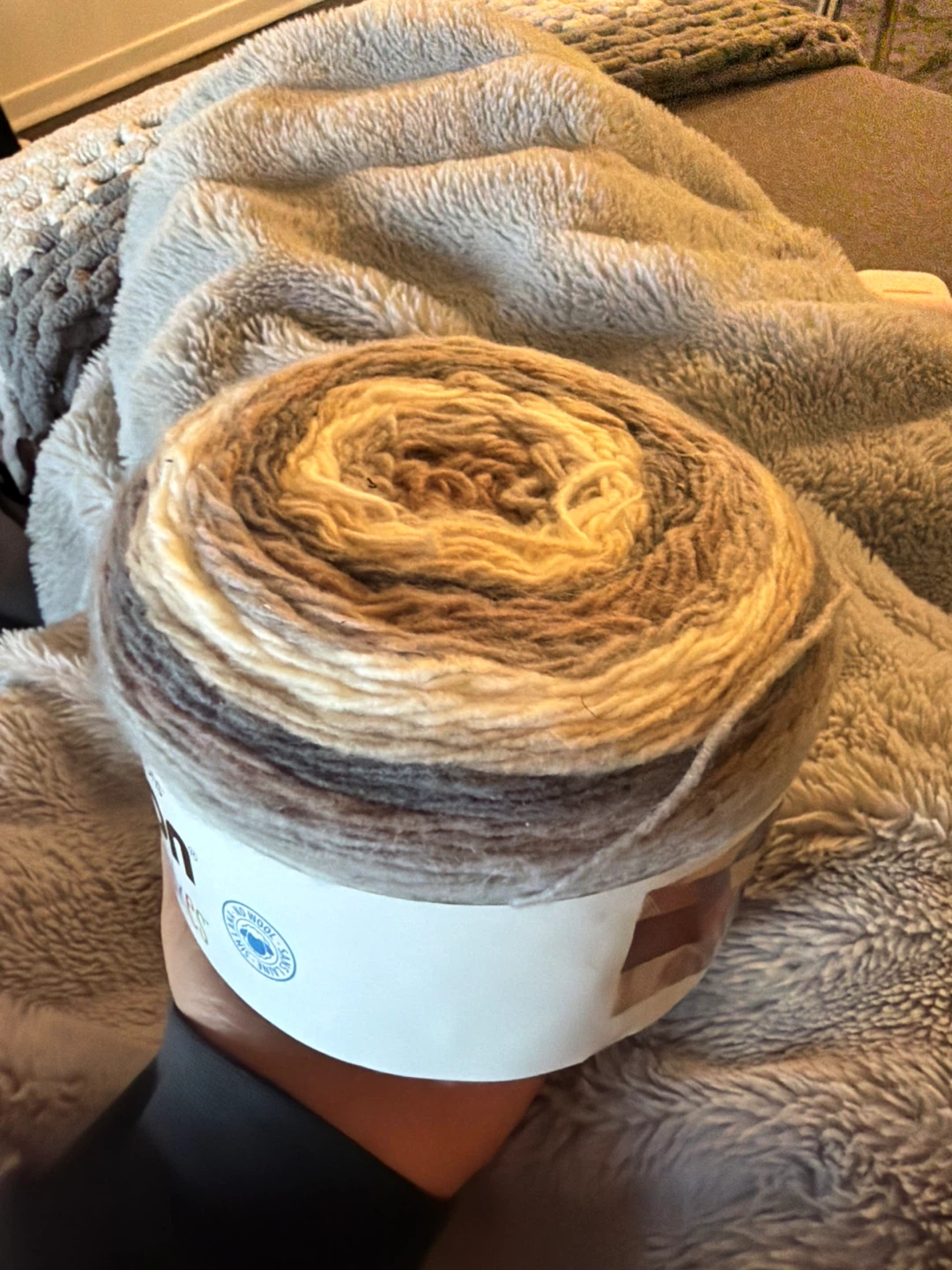 Gradient Yarn Cake - Taupe, Cream, Brown