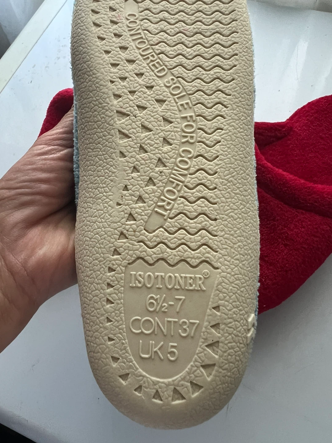 New House Slippers - Red Size S (5-6) and Blue Size 6.5-7 - photo 4