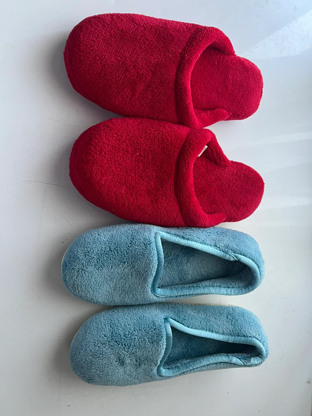 New House Slippers - Red Size S (5-6) and Blue Size 6.5-7