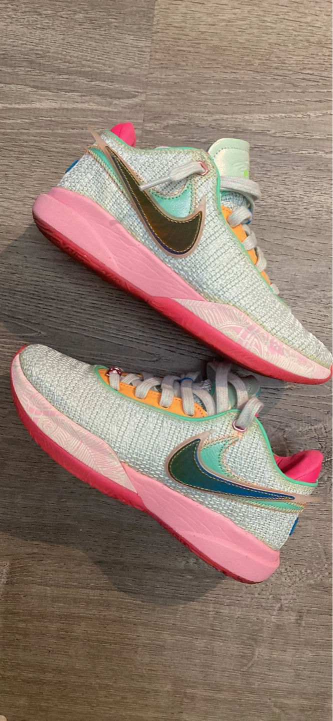 Nike LeBron 20 Time Machine colorway sneakers S4.5 unisex - photo 4