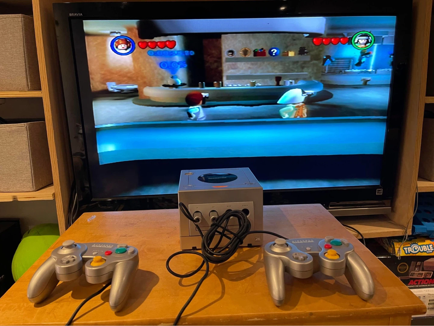 Nintendo GameCube Console with 2 Controllers - photo 2