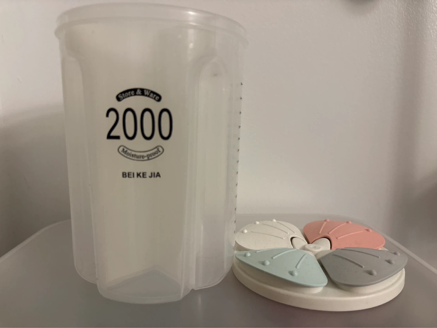 Store & Ware 2000ml Moisture-Proof Food Container - photo 2
