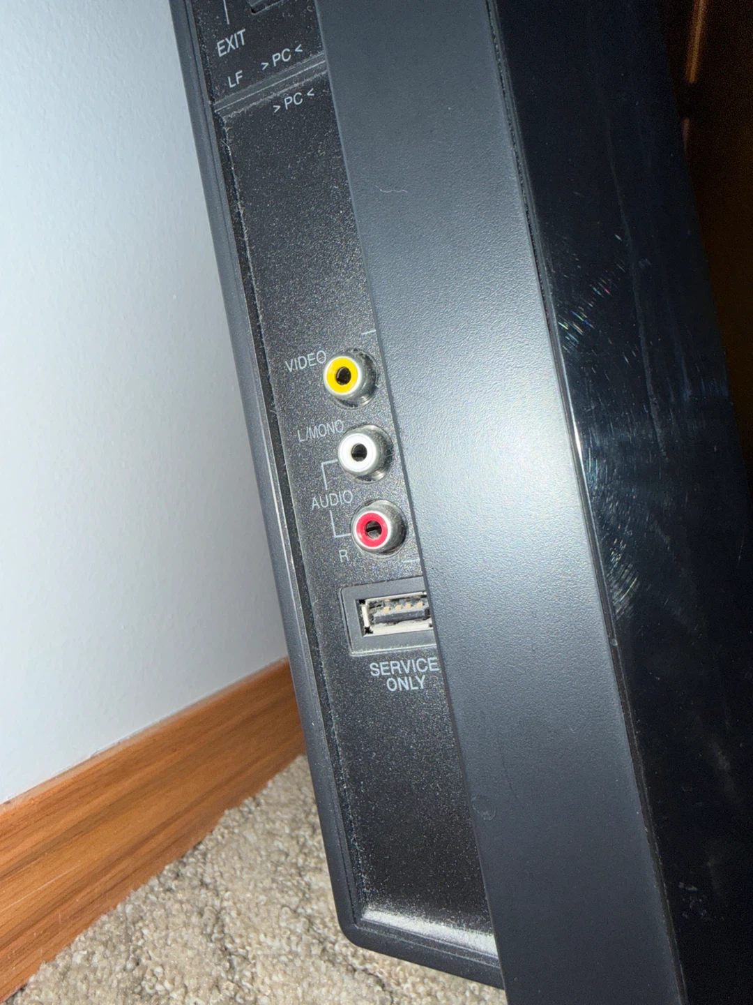 Toshiba Flat Screen TV - photo 3