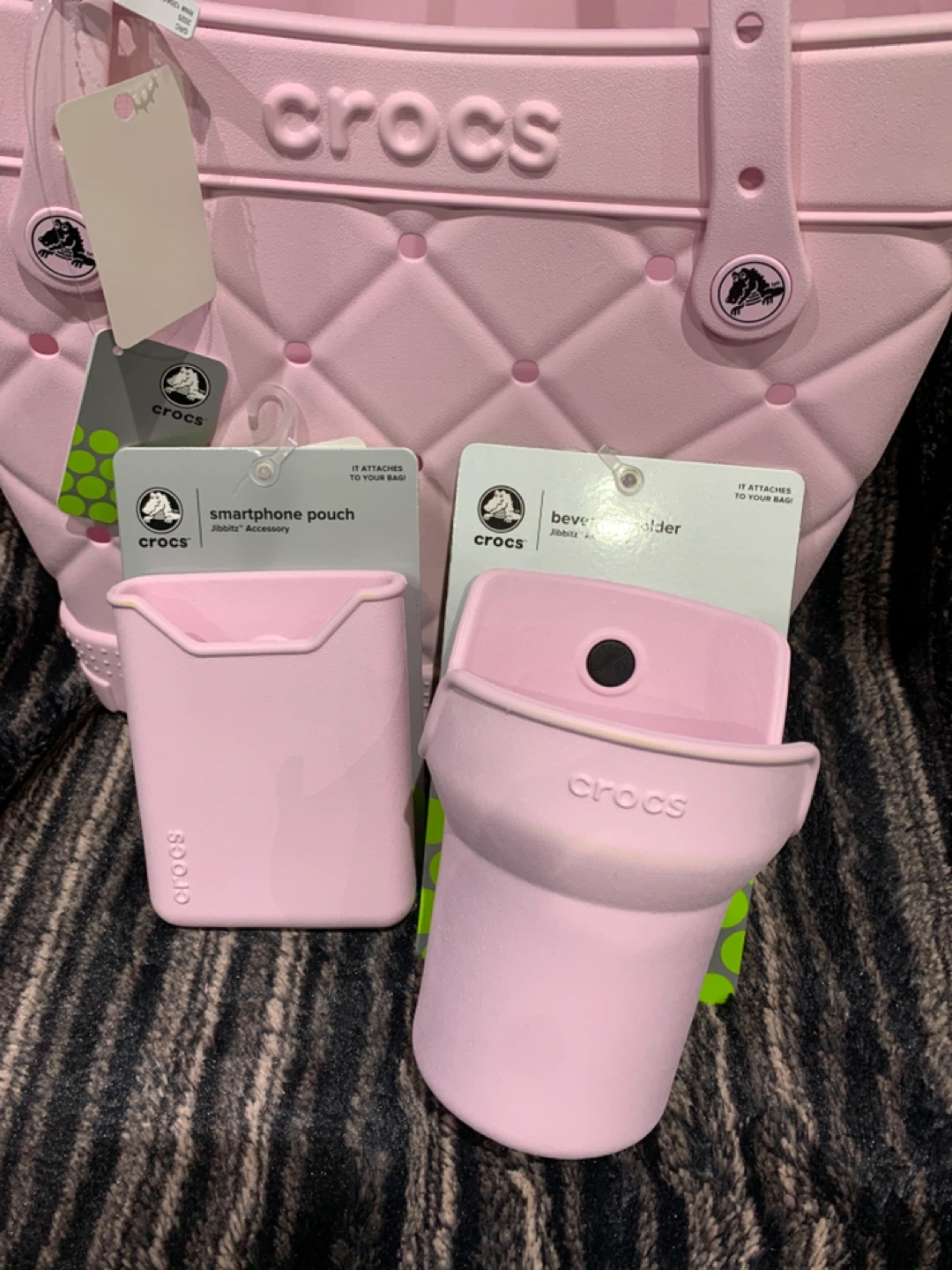 Crocs Pink Tote Bag with Smartphone Pouch and Beverage Holder - photo 3