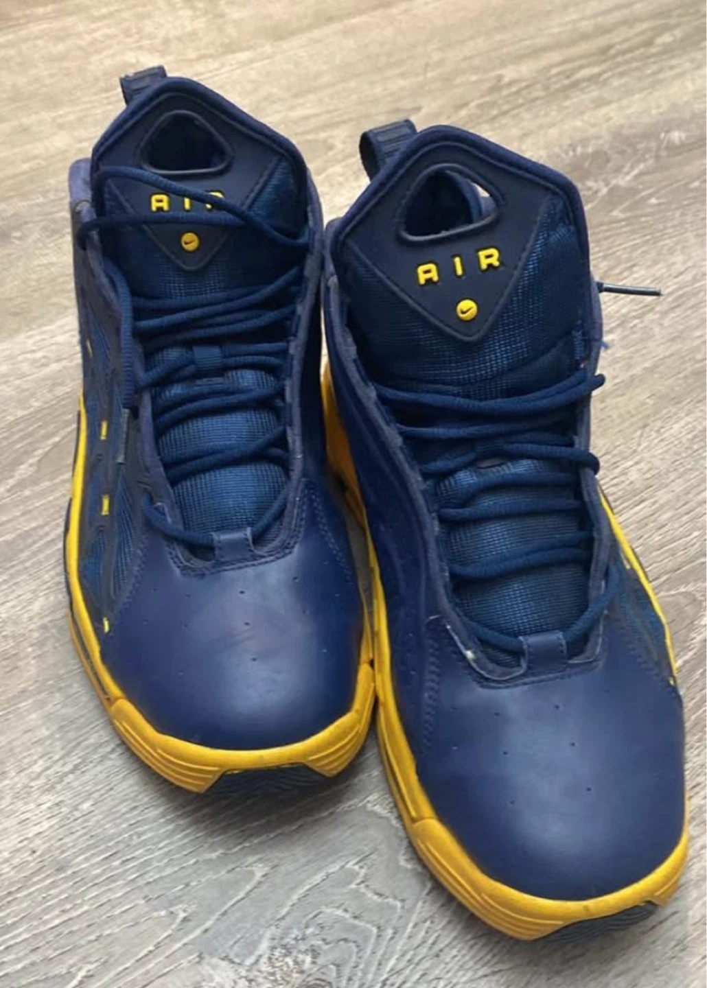 Nike Air Max Pillar - Midnight Navy/Varsity Maize Sneakers - photo 3
