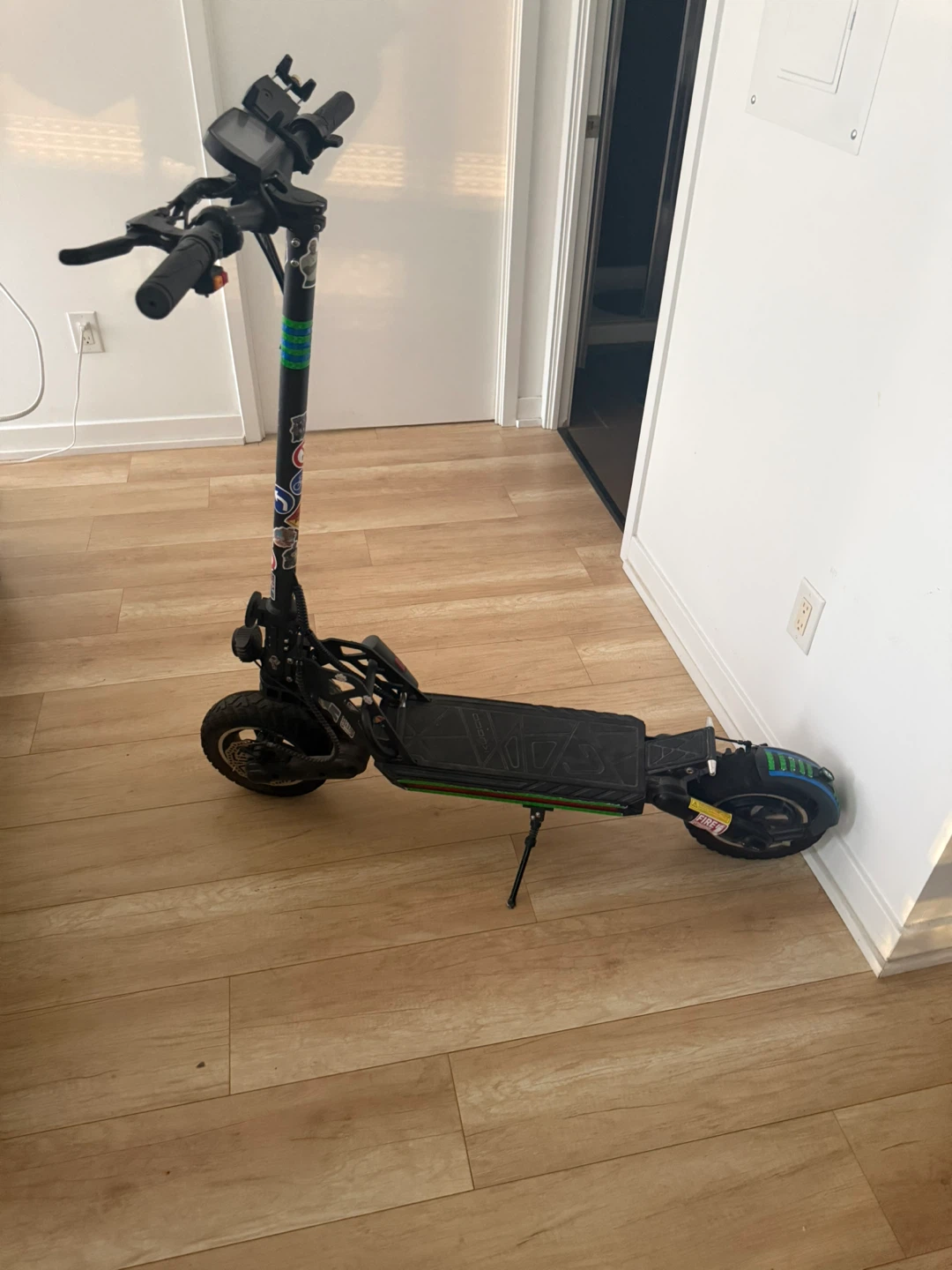 Electric Scooter - photo 2