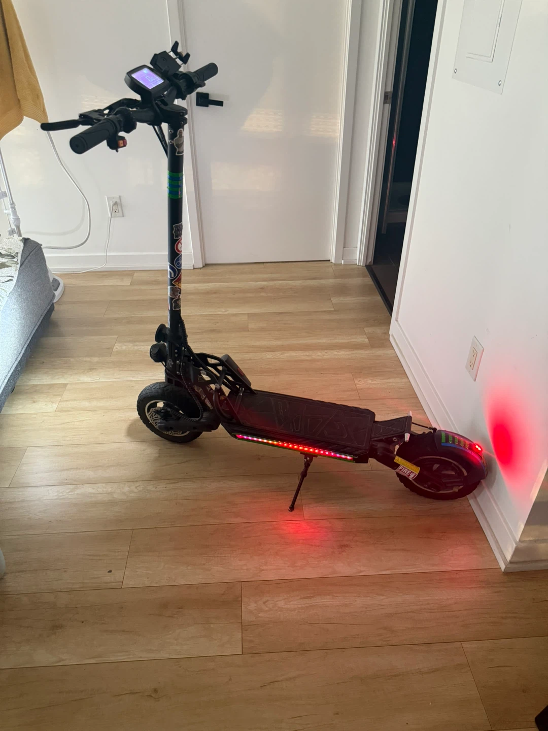 Electric Scooter - photo 3