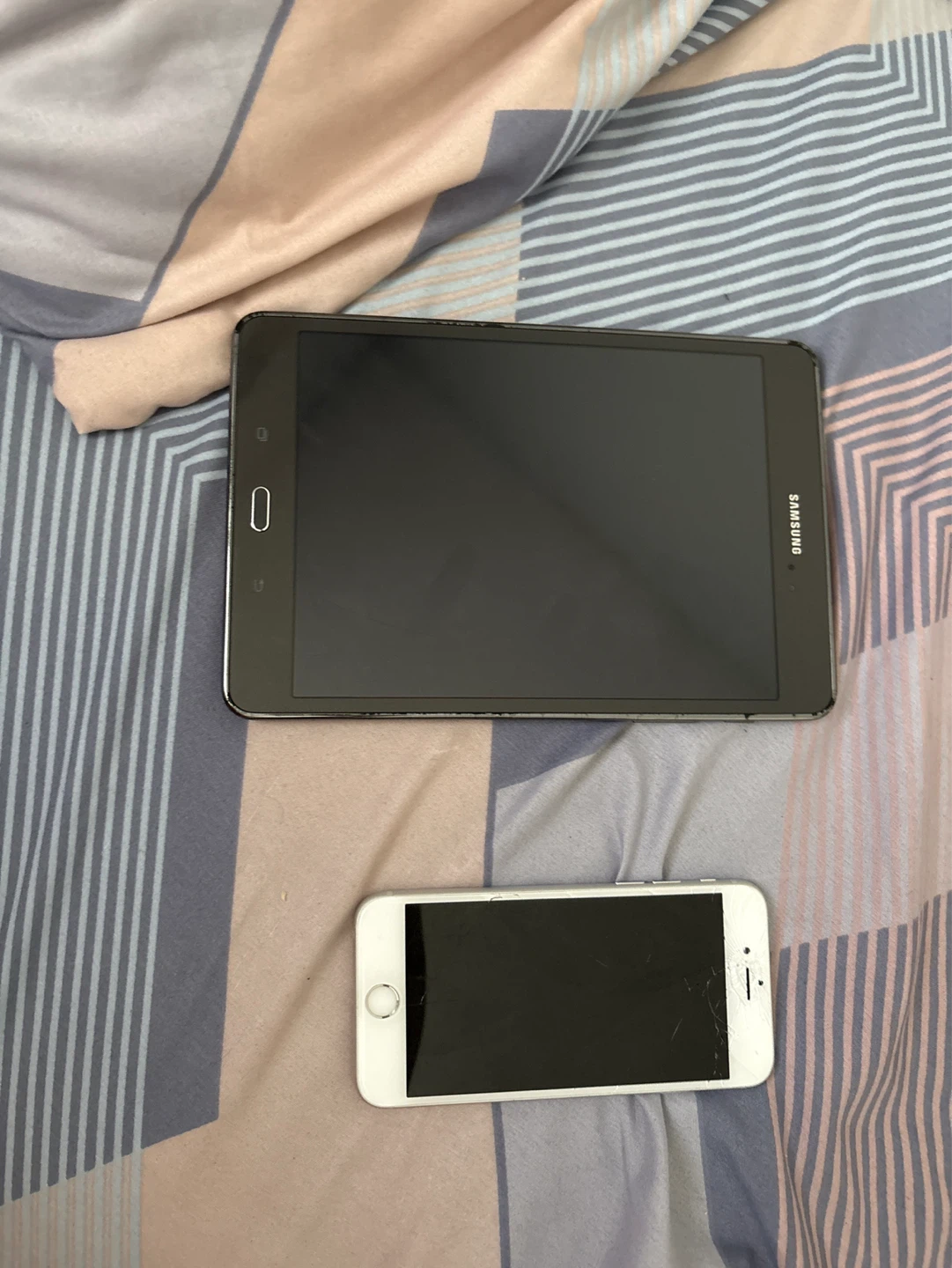 Samsung Tablet and iPhone