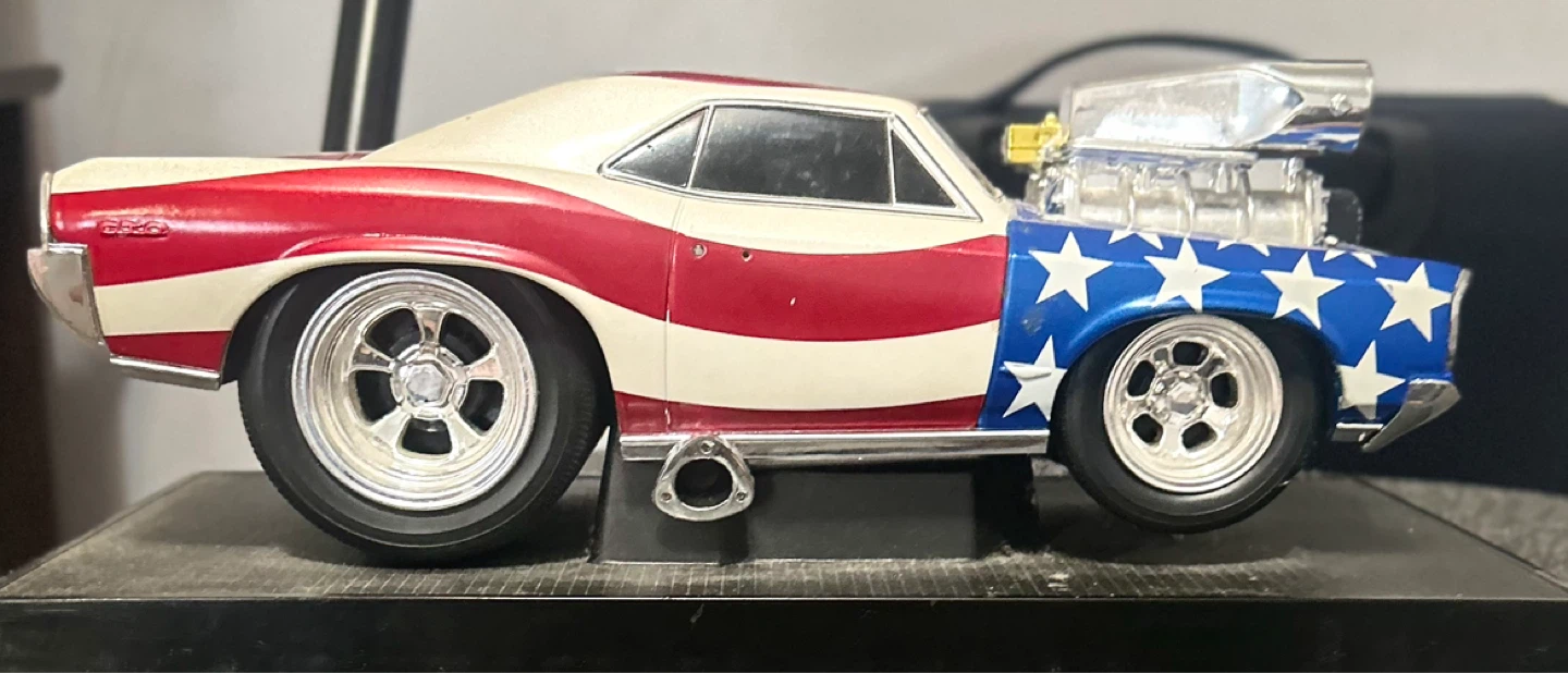 Pontiac GTO Model Car - Red, White, Blue Stars & Stripes - photo 3