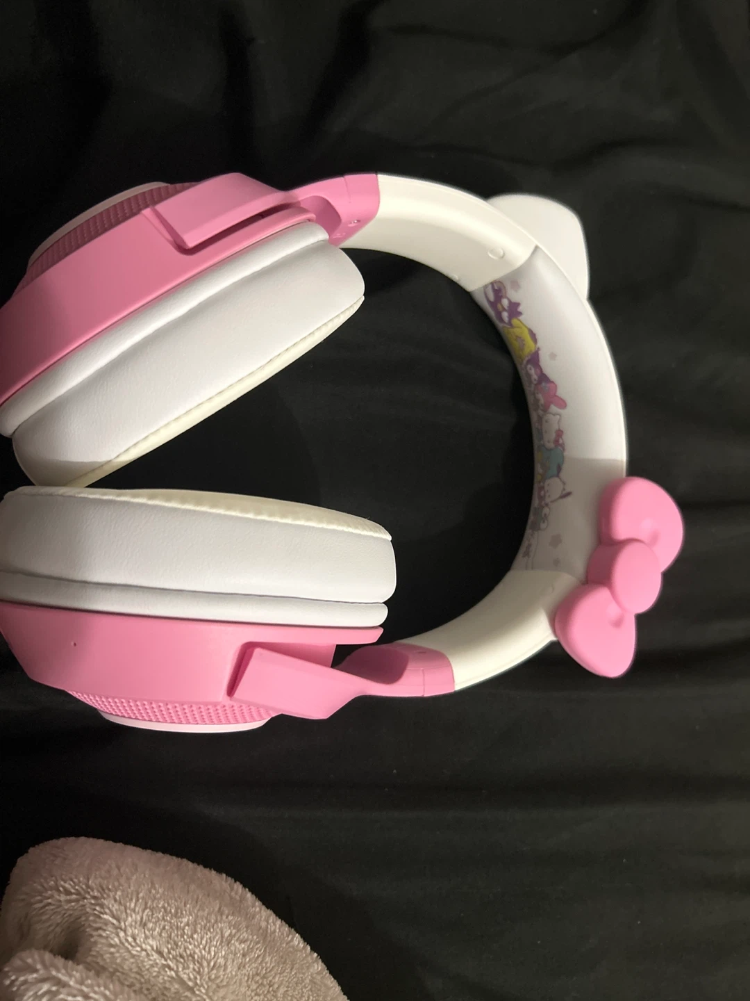 Hello Kitty and Friends Pink Headphones Bluetooth - photo 3