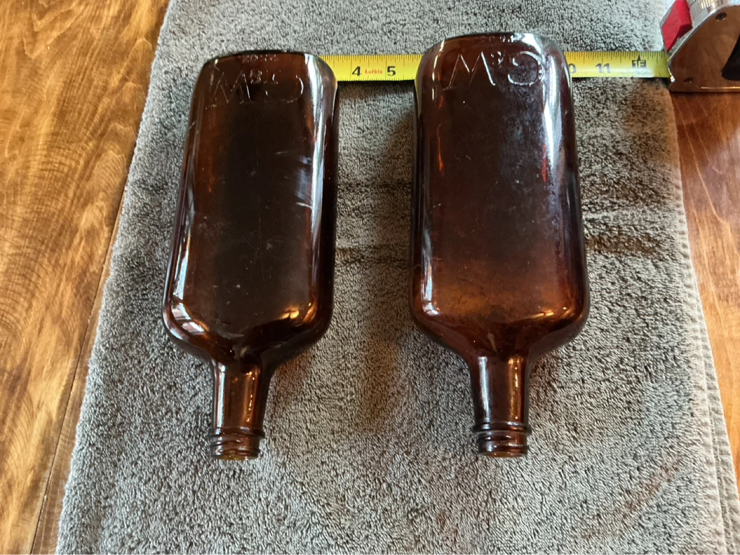 2. 1950’s G&W GOODERHAM WORTS 25oz Brown Whisky Bottles - photo 5