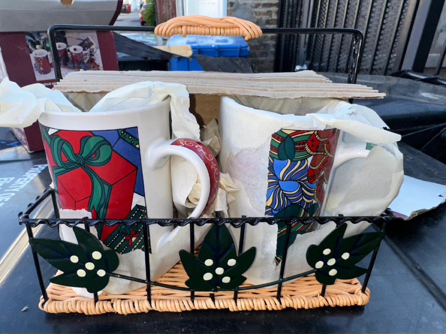 Classic Solutions 5-Piece Mug Carrier Set