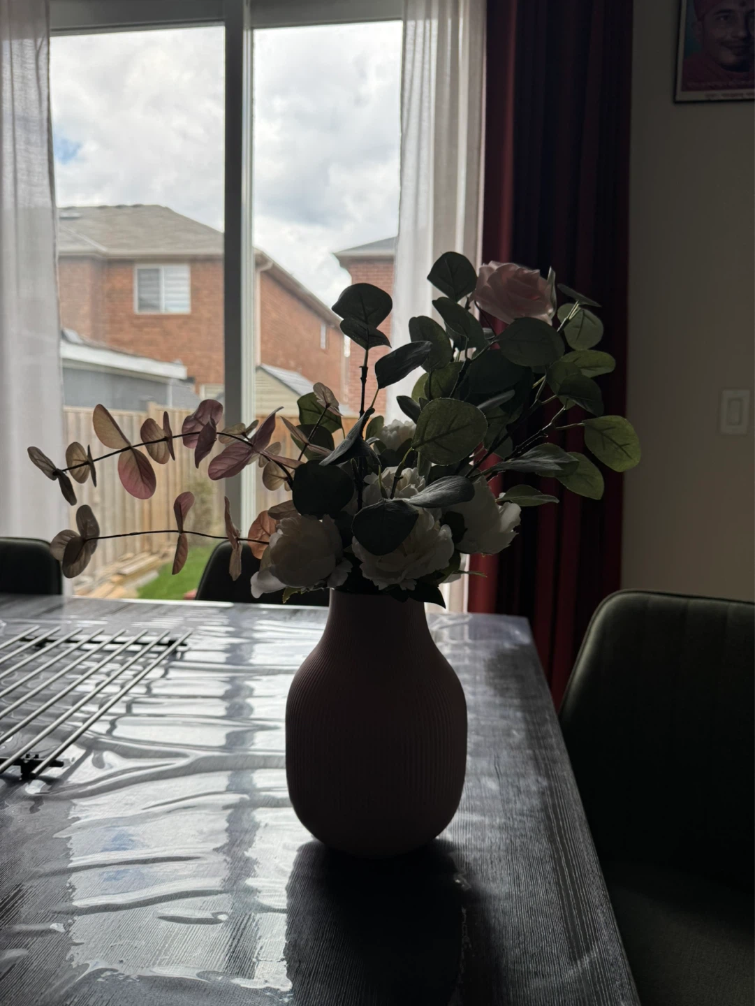 Pink ribbed vase with artificial flowers (Flower Pot) - photo 3