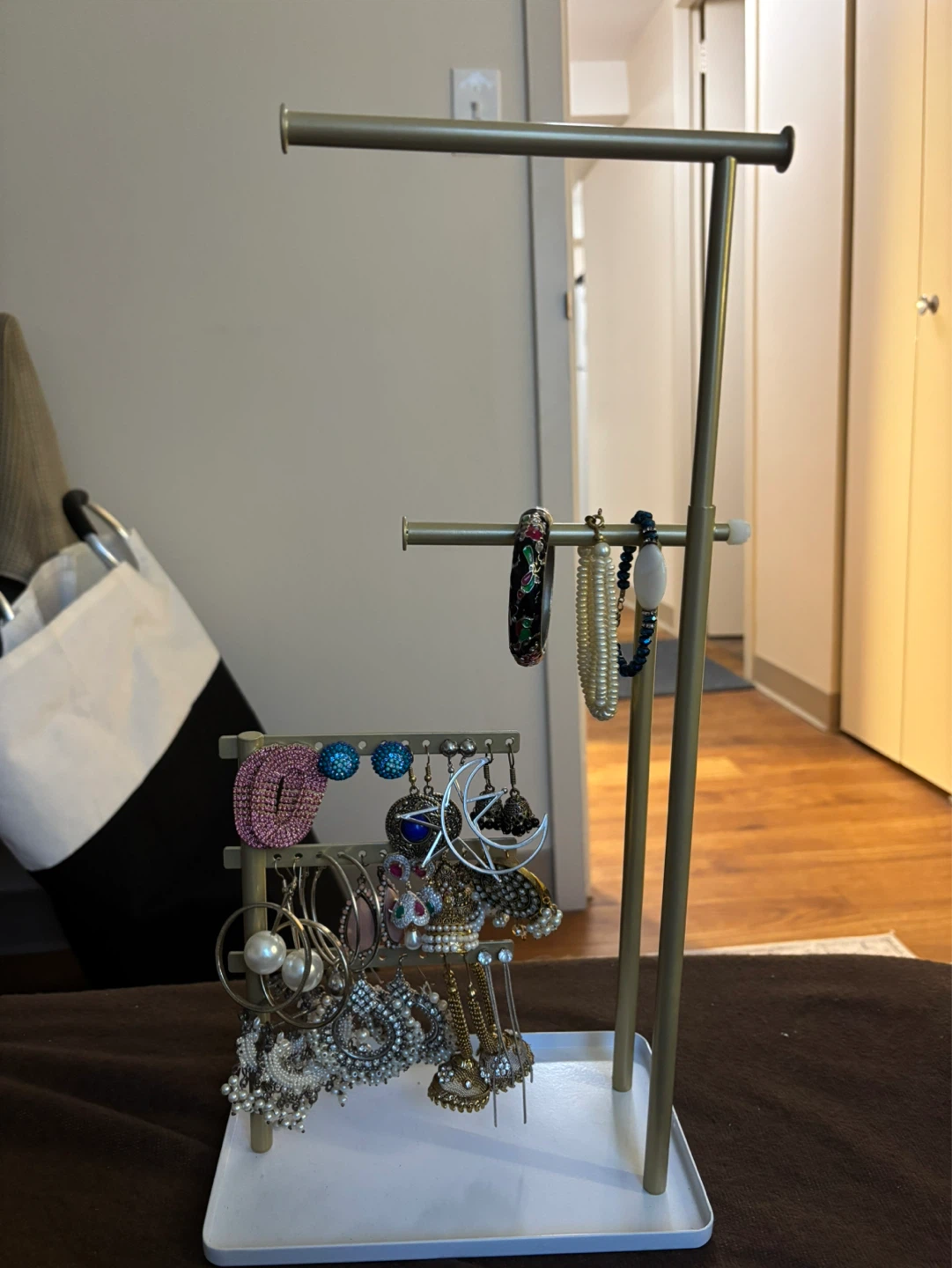Gold Jewelry Stand with White Tray - photo 2