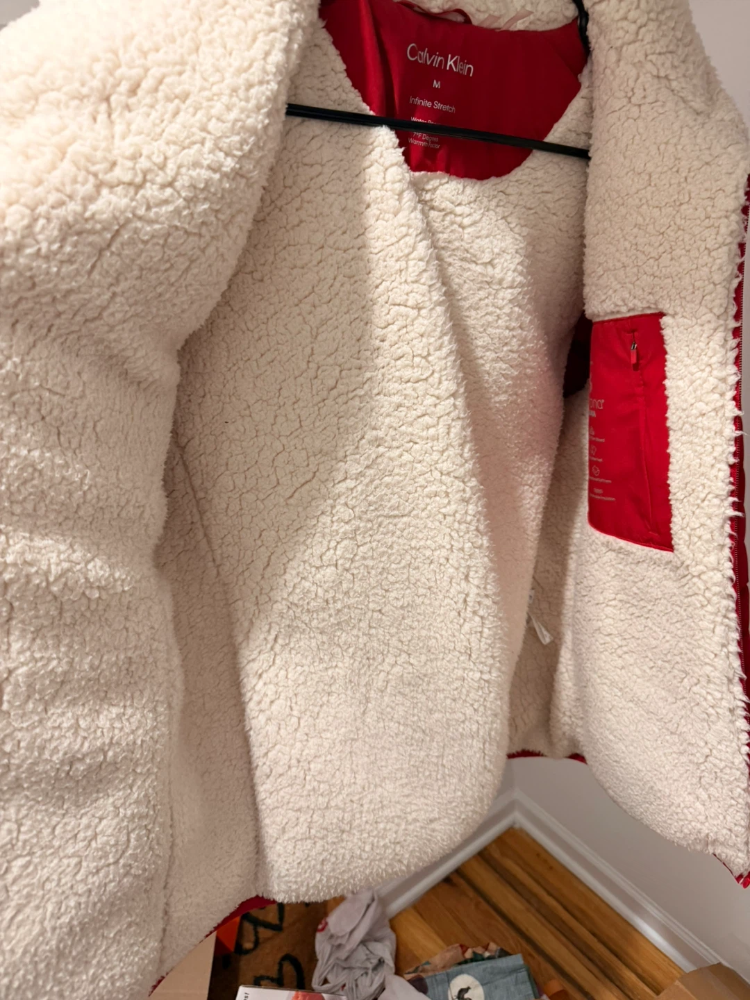 Calvin Klein Red Puffer Jacket with Sherpa Lining - Size M - photo 3