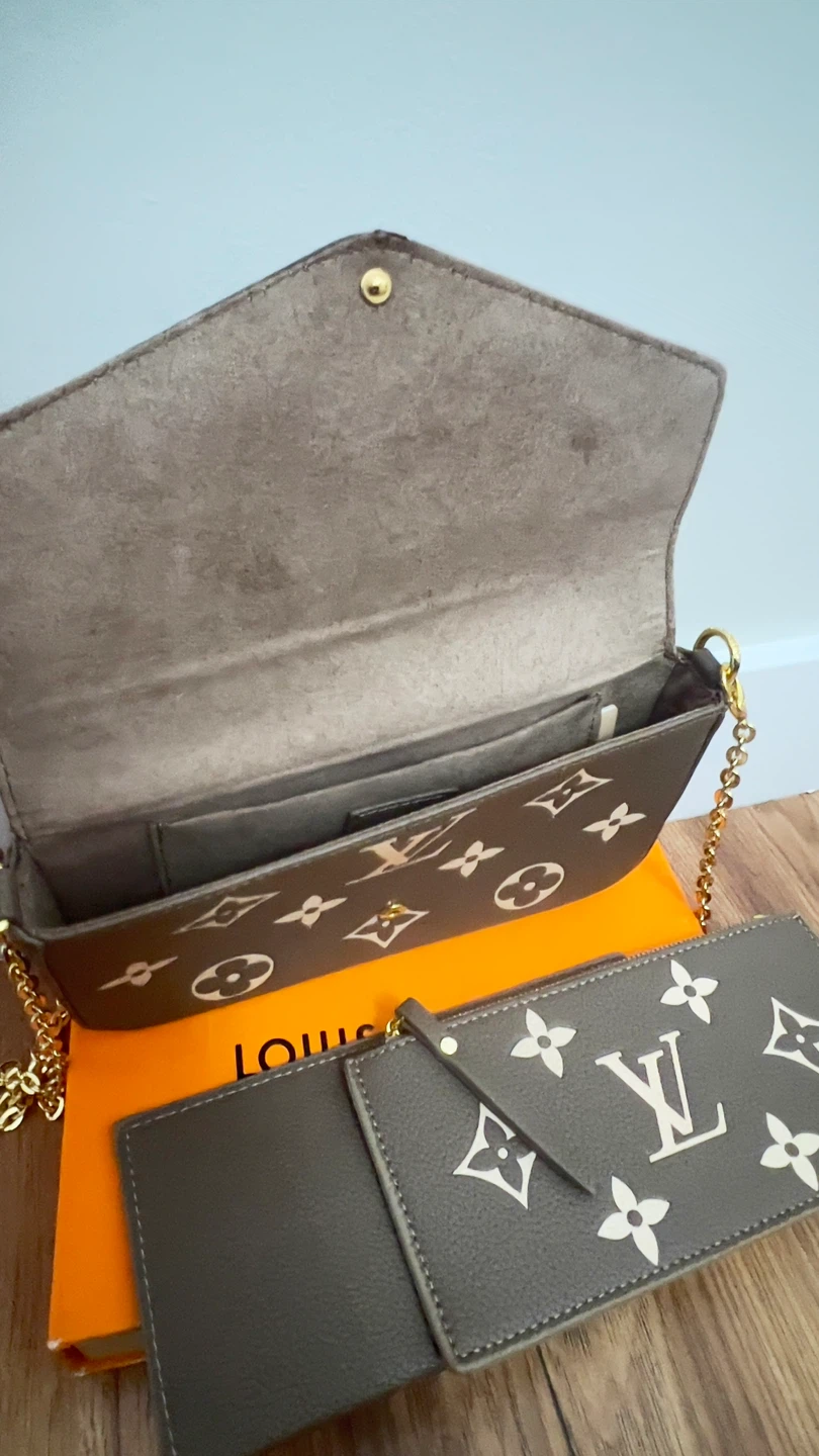 Louis Vuitton Pouch/Wallet on Chain Grey Monogram - photo 2