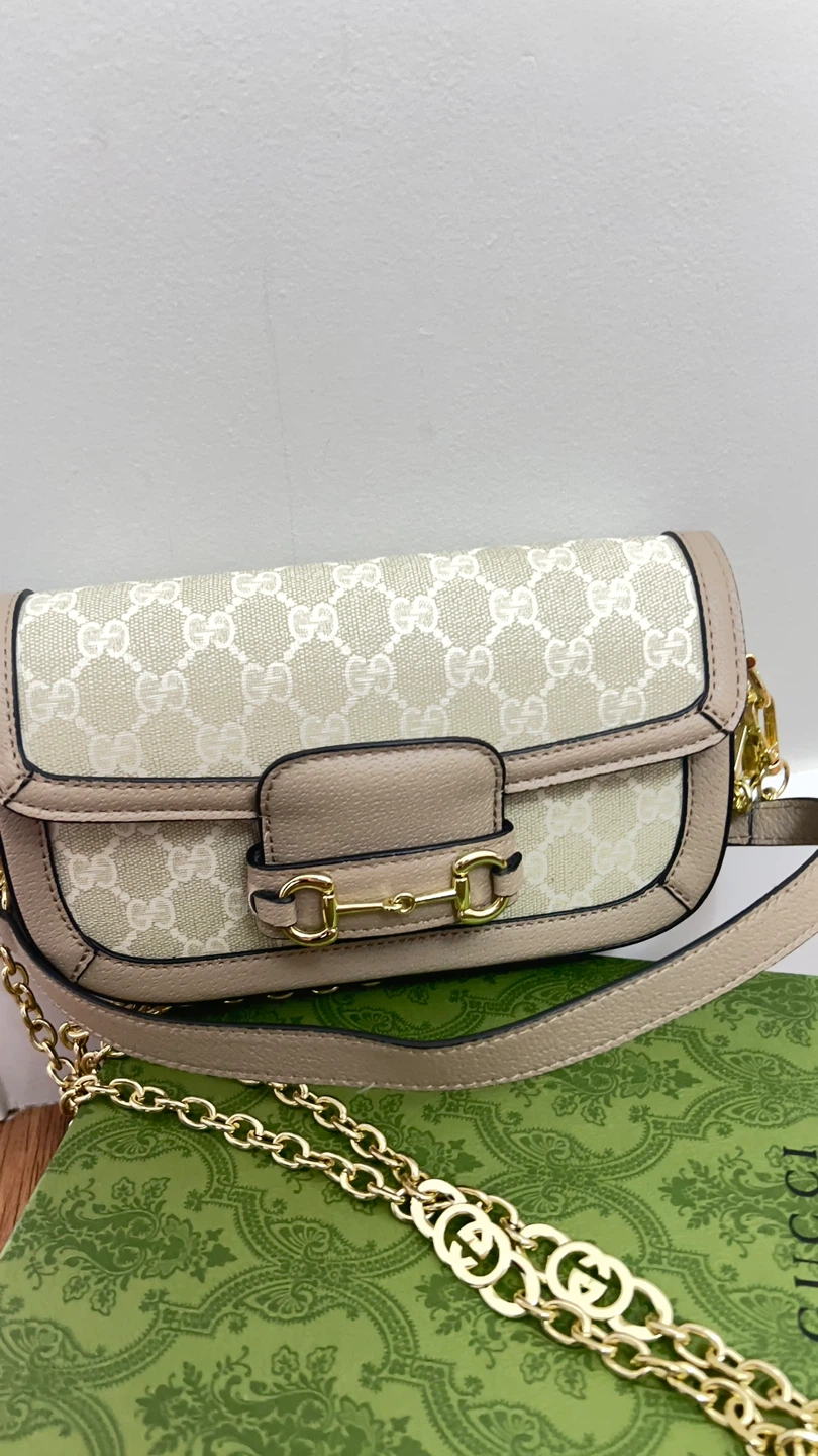 Gucci Horsebit Shoulder Bag - Beige/Cream