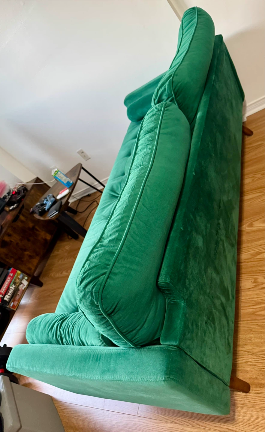 Green velvet sofa - photo 2