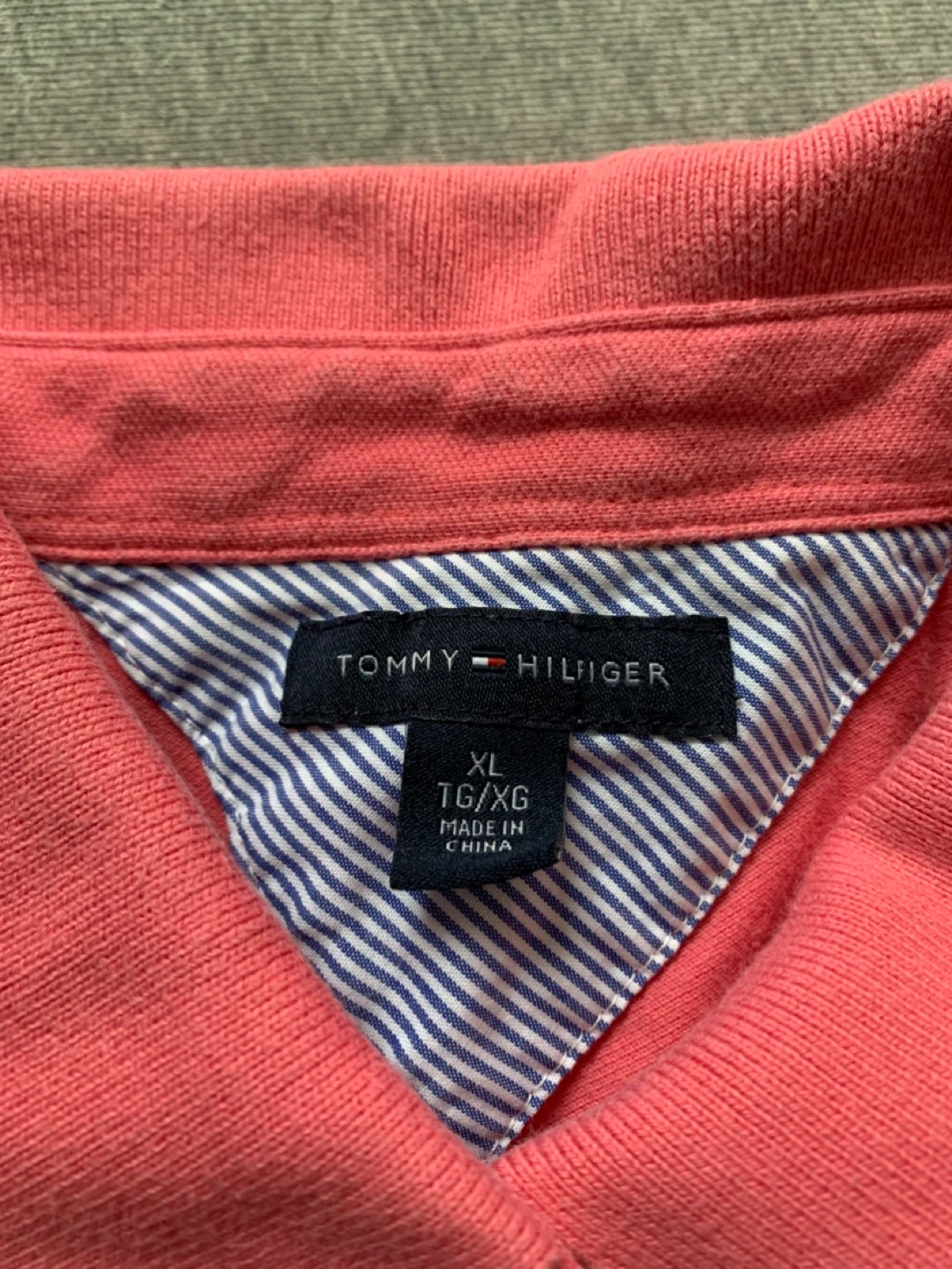 Ladies Tommy Hilfiger Pink Polo Shirt - Size XL - BLEACH STAIN - photo 2