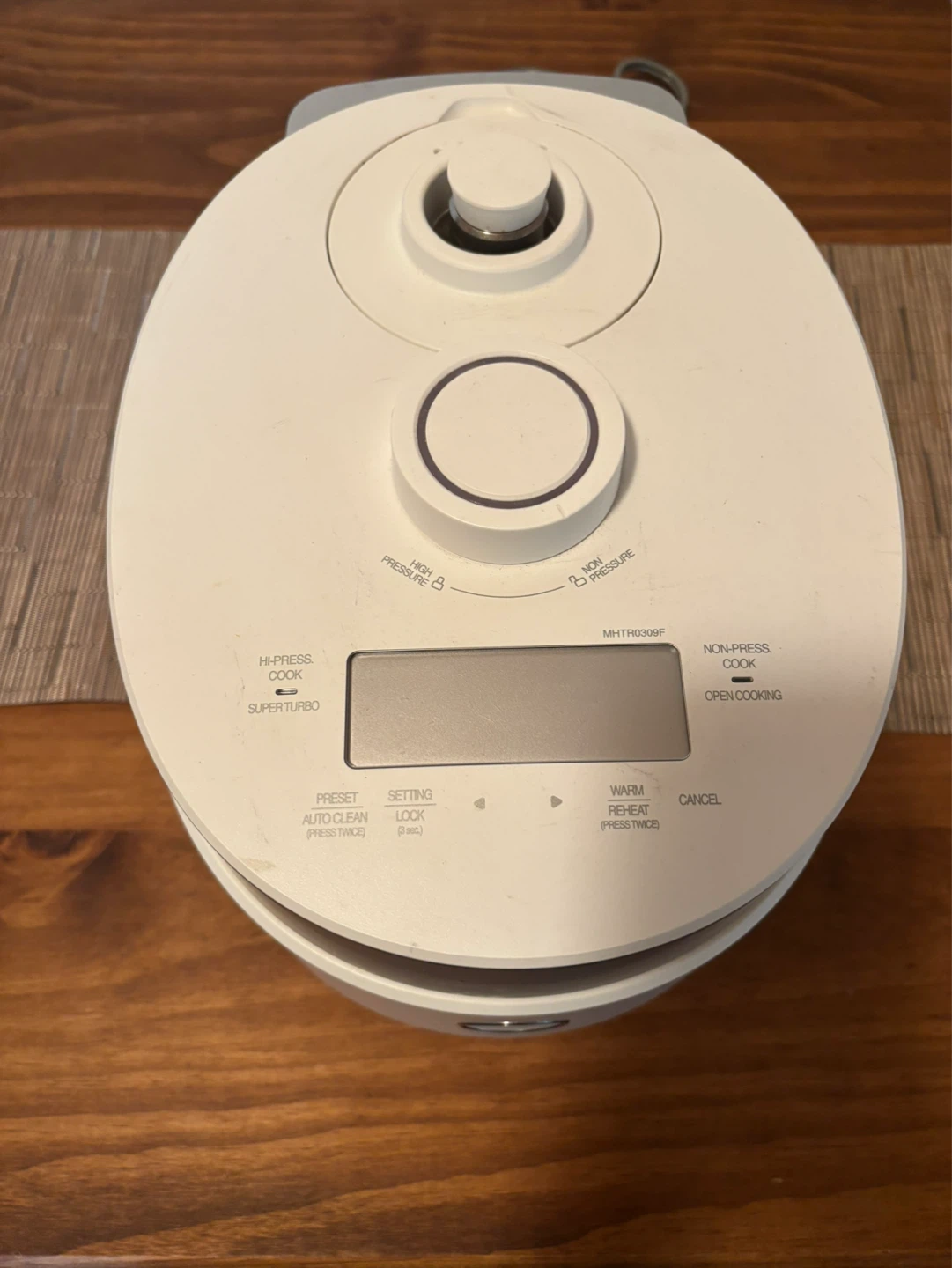 CUCKOO Rice Cooker (3cups) - photo 2