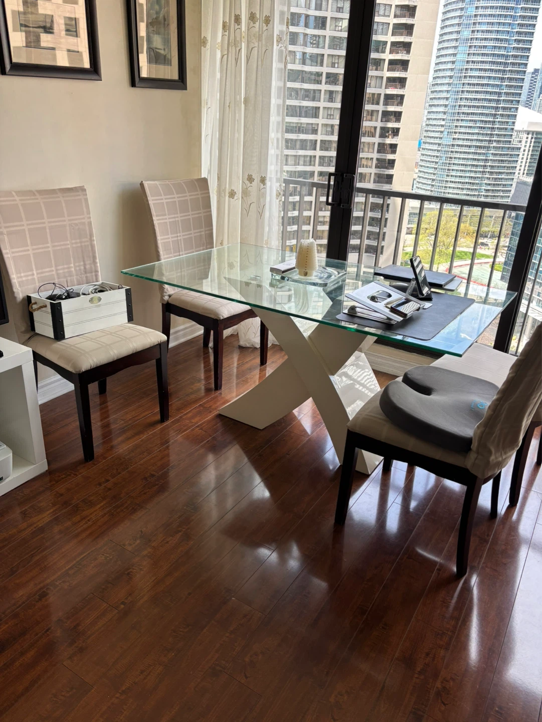 Dining Chairs - photo 4