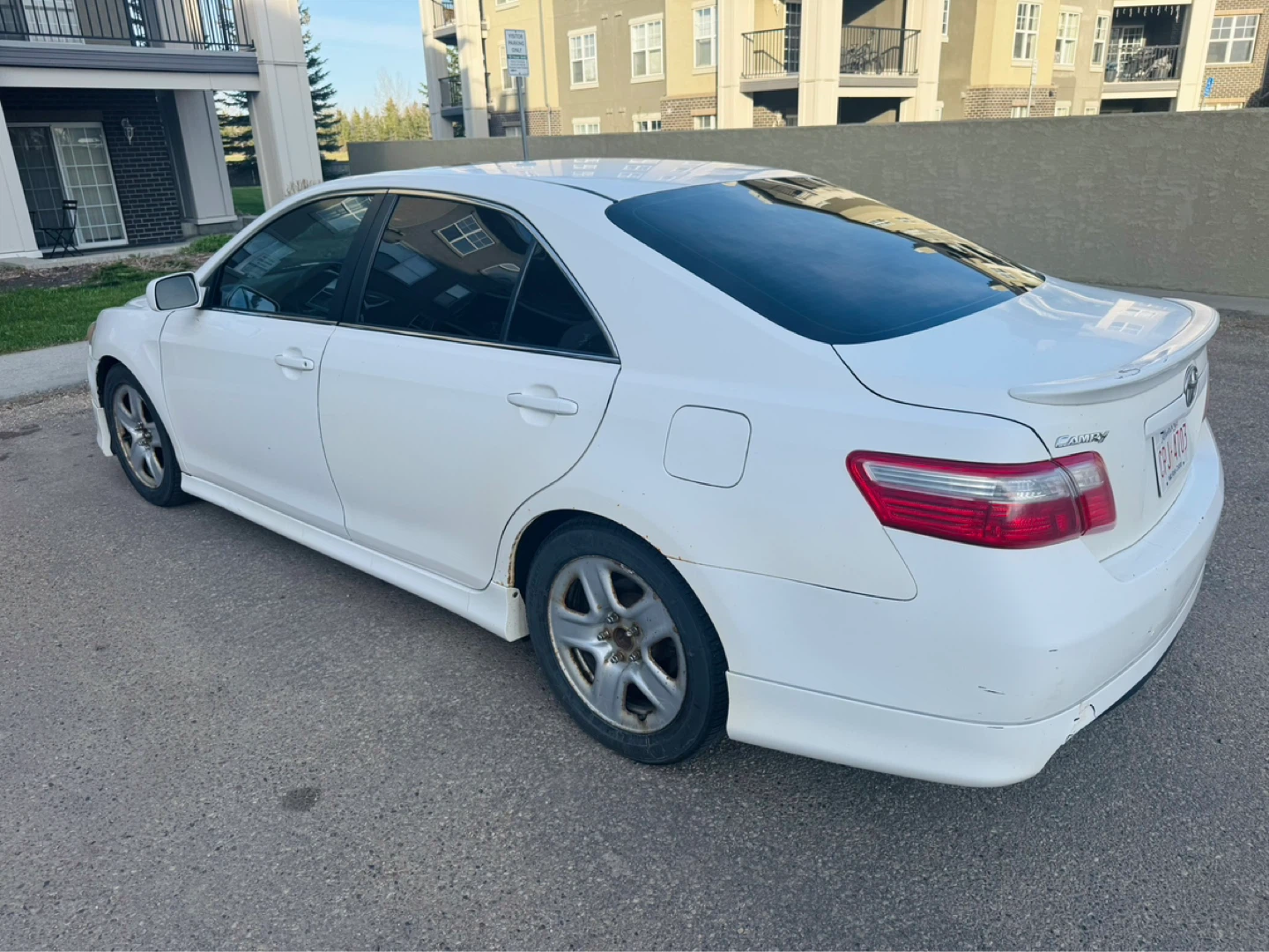 White Toyota Camry SE 2009 - photo 3