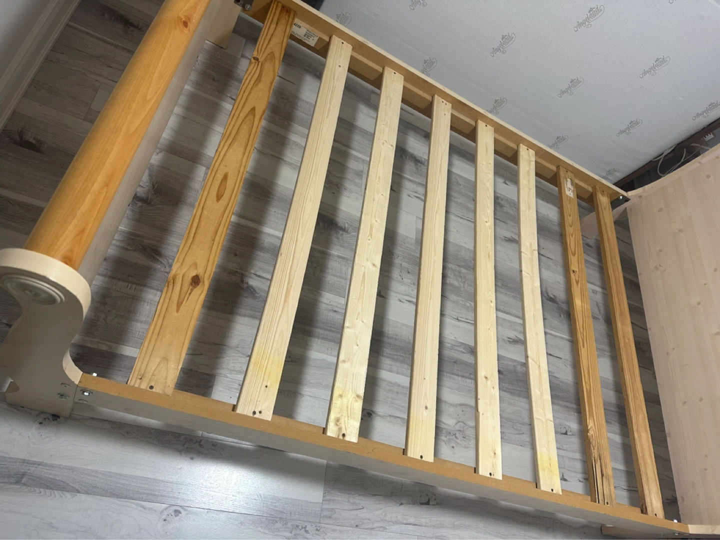 Wooden bed frame with slatted base - photo 3