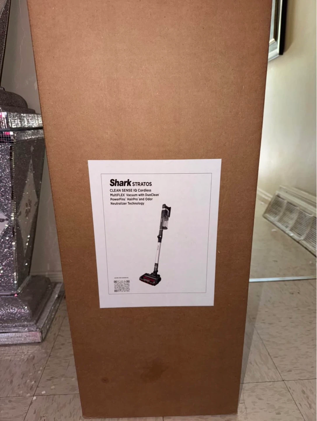 Shark Stratos Cordless Vacuum - photo 2