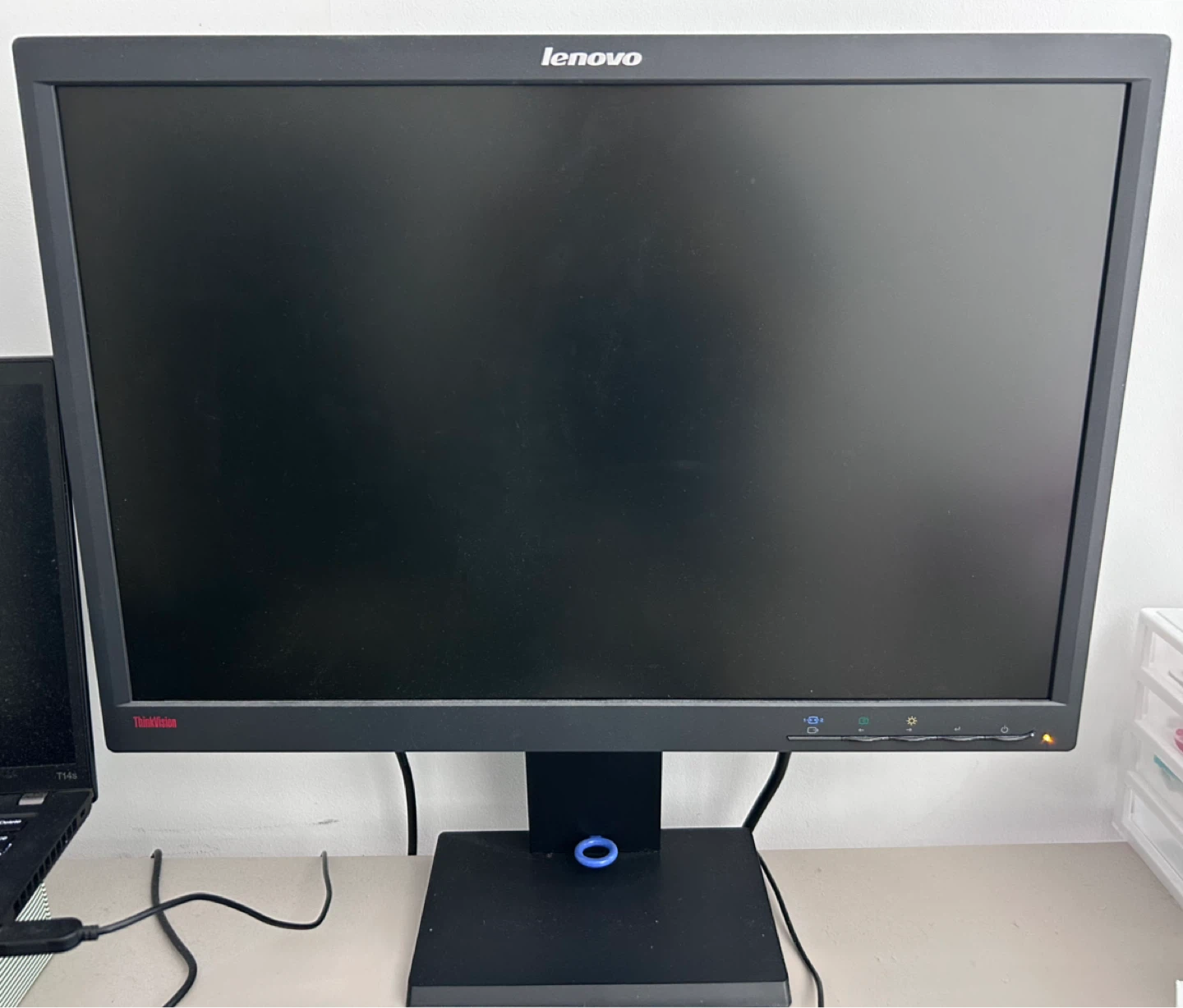 Lenovo L2251pwD 22” Widescreen LCD Monitor ThinkVision