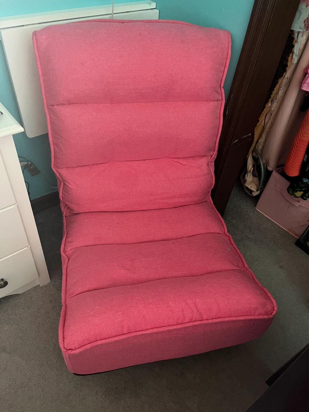 Pink foldable Floor Chair