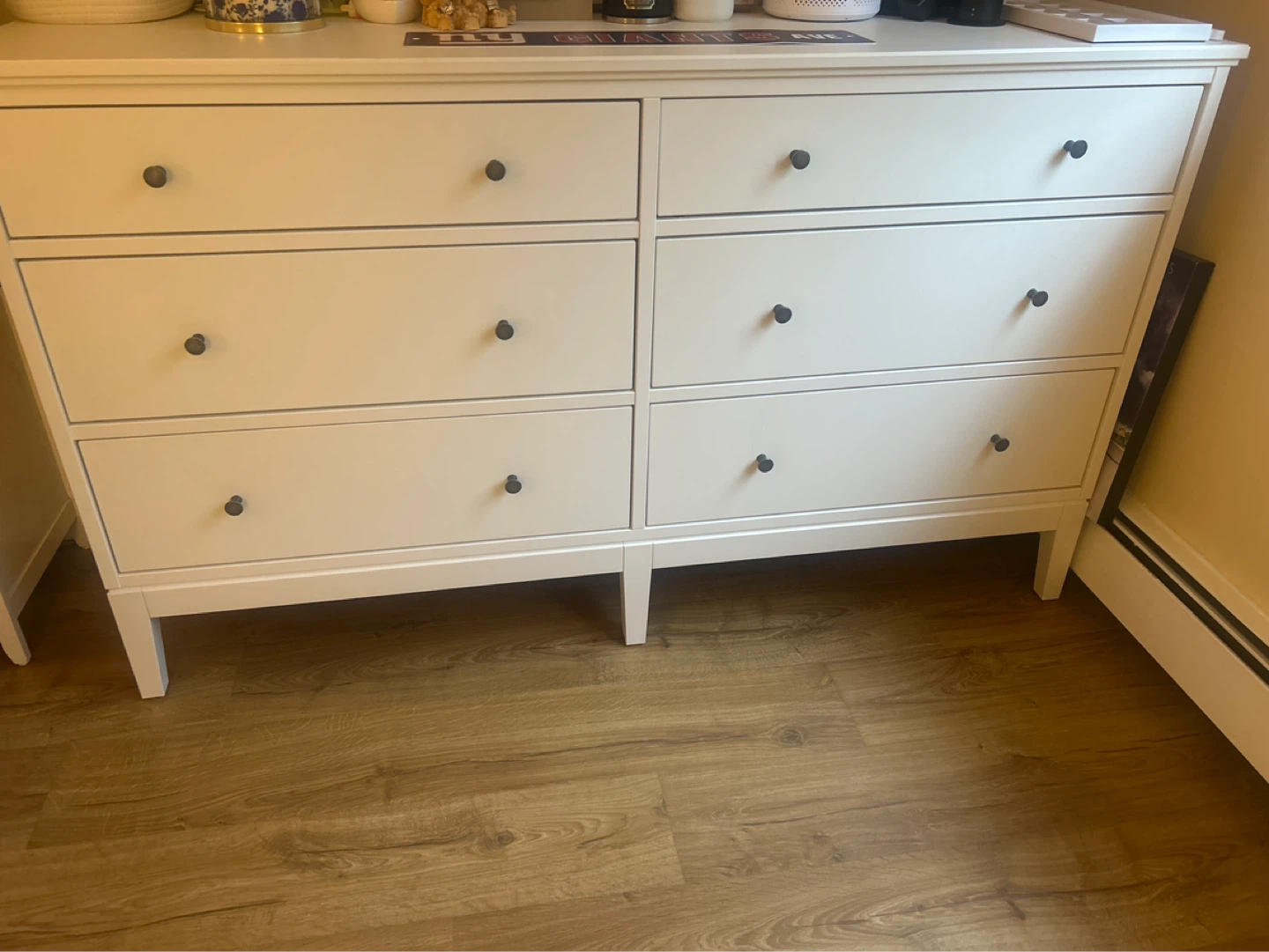White 6-Drawer Dresser