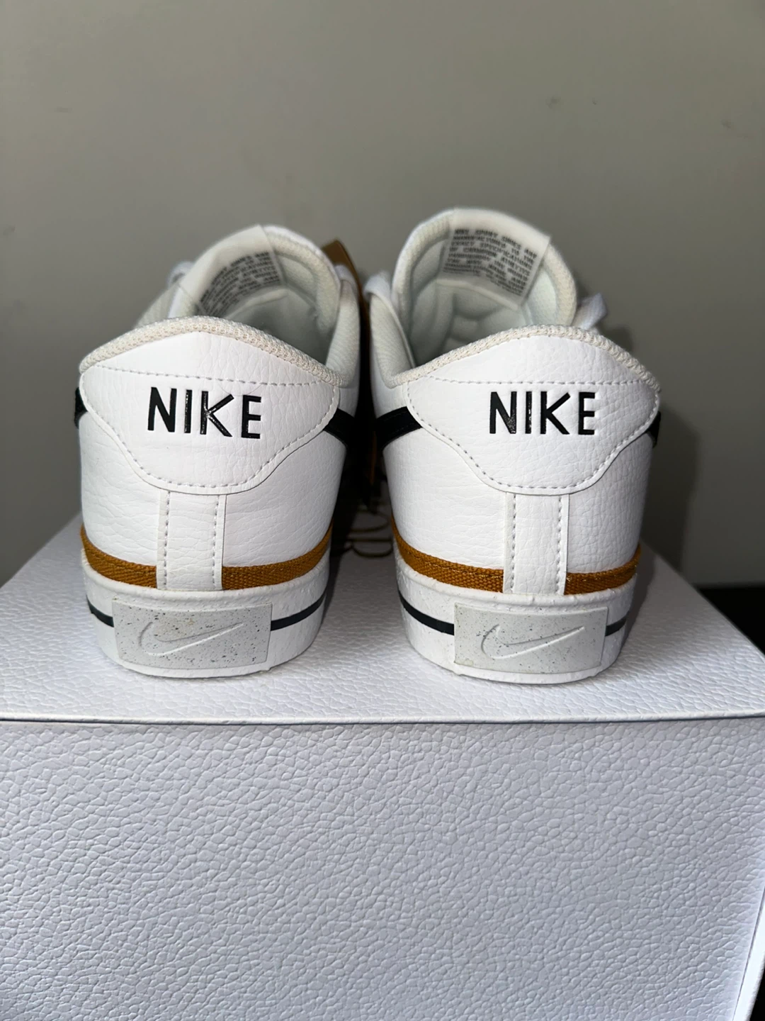 Nike Court Legacy White Black Gold Canvas Shoes Men's Size 10 - photo 4