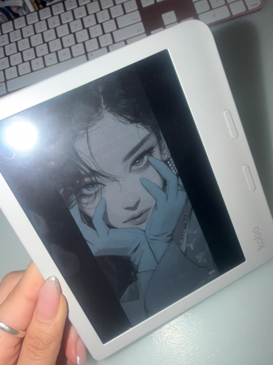 Kobo Libra Colour E-Reader - White/Blanc - photo 5