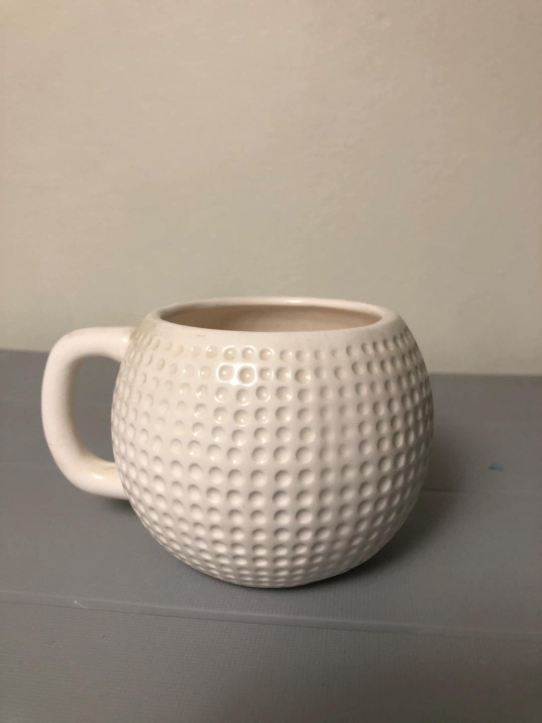 Golf ball mug