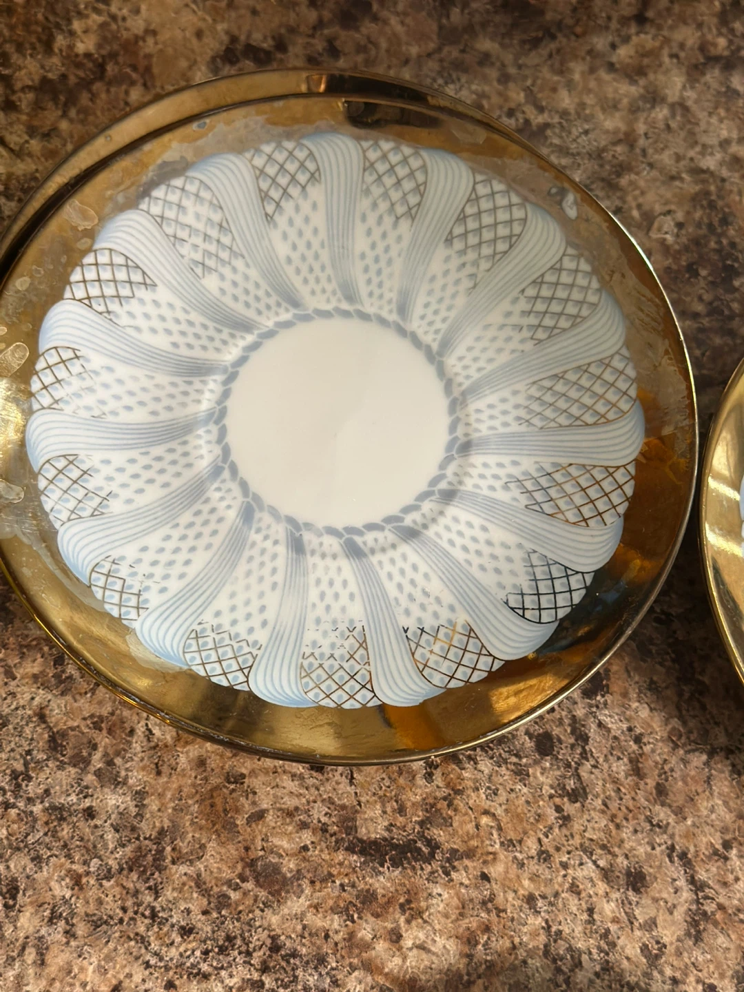Set of 4 Vintage Saucers with Gold Rim - photo 3