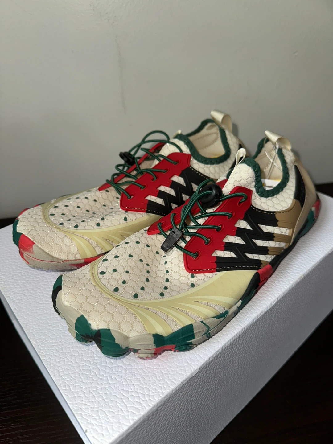Trainer and swimmers Sneakers