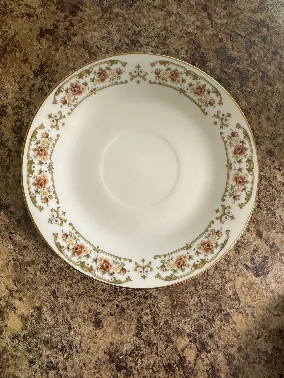 Set of 2 Vintage Floral Saucers with Gold Trim - photo 2