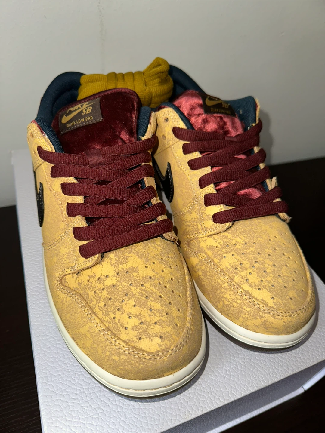 Nike SB Dunk Low Pro "Paisley" Yellow Velvet - photo 4