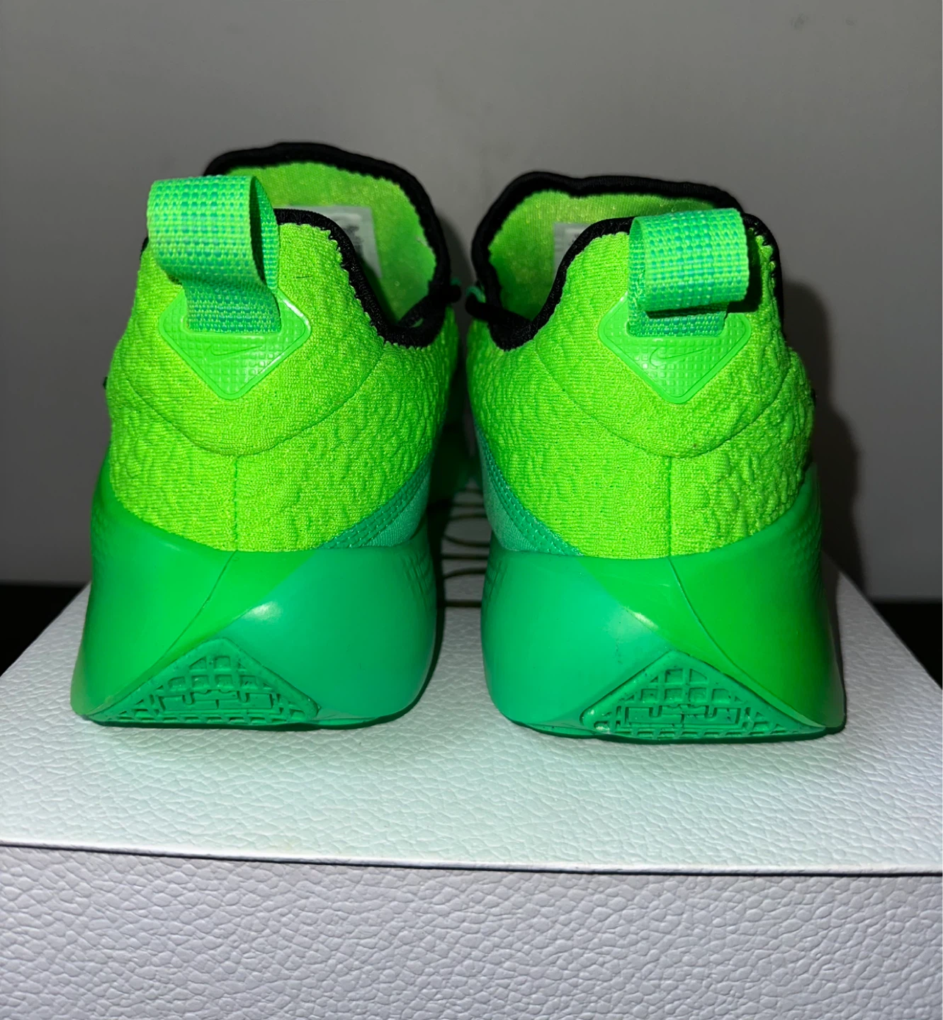 Nike LeBron Witness 6 Bright Green Basketball Shoes - photo 3