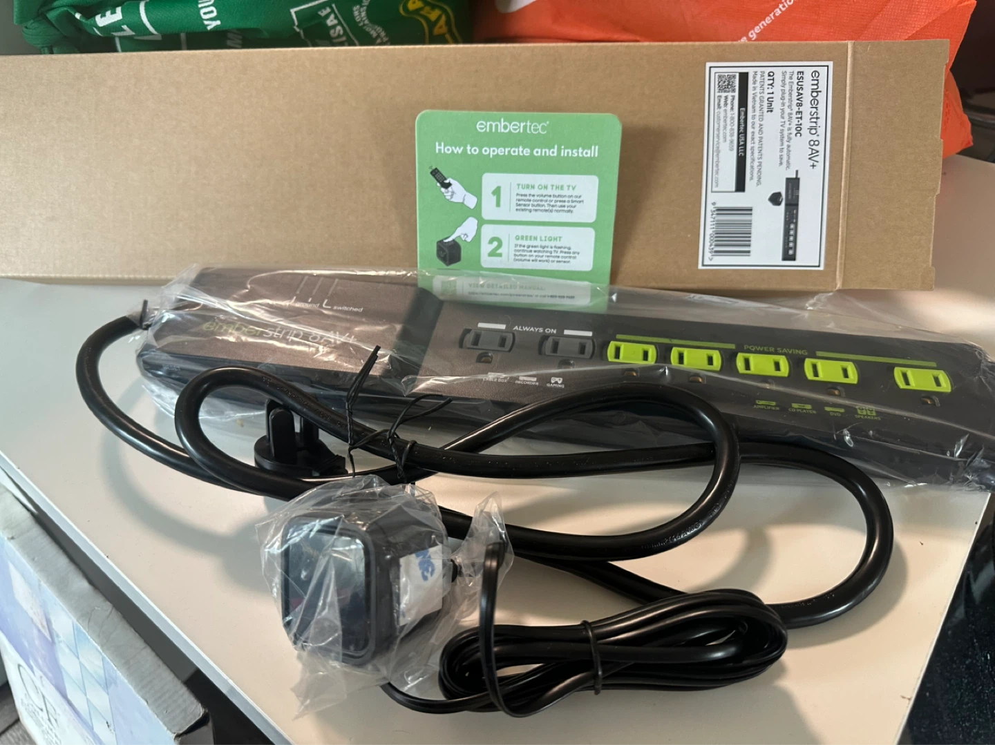Embertec Strip SAV+ Power Bar
