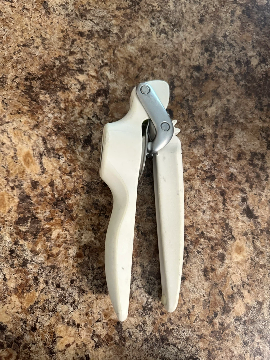 OXO Good Grips Garlic Press - photo 2