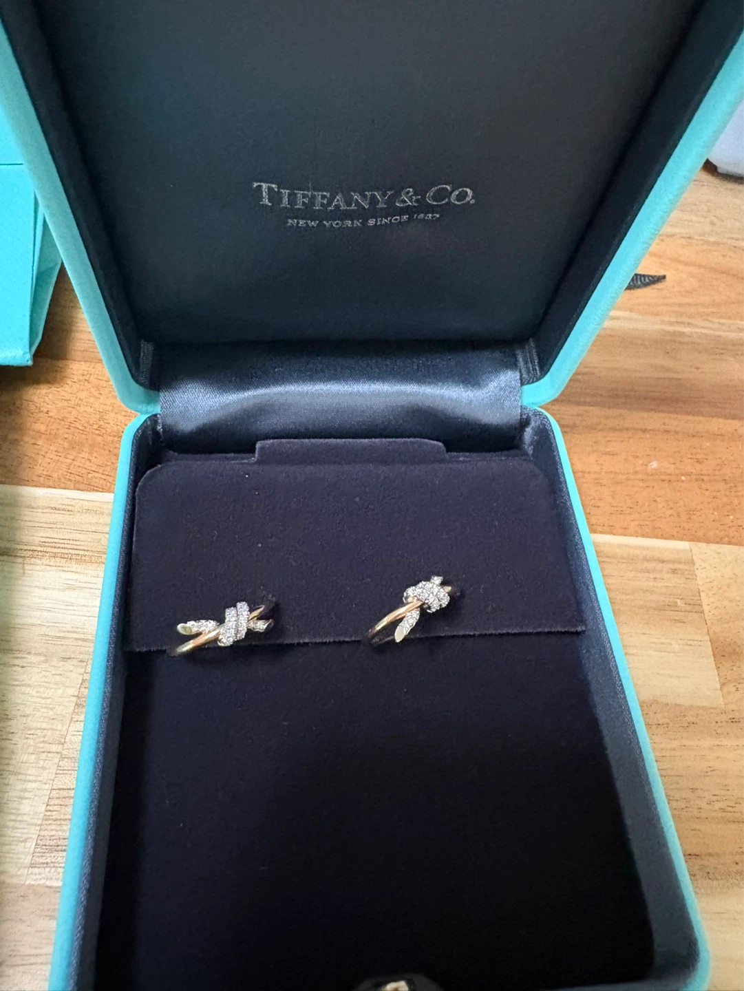 Tiffany & Co. Knot Hoop Earrings Yellow Gold with Diamonds