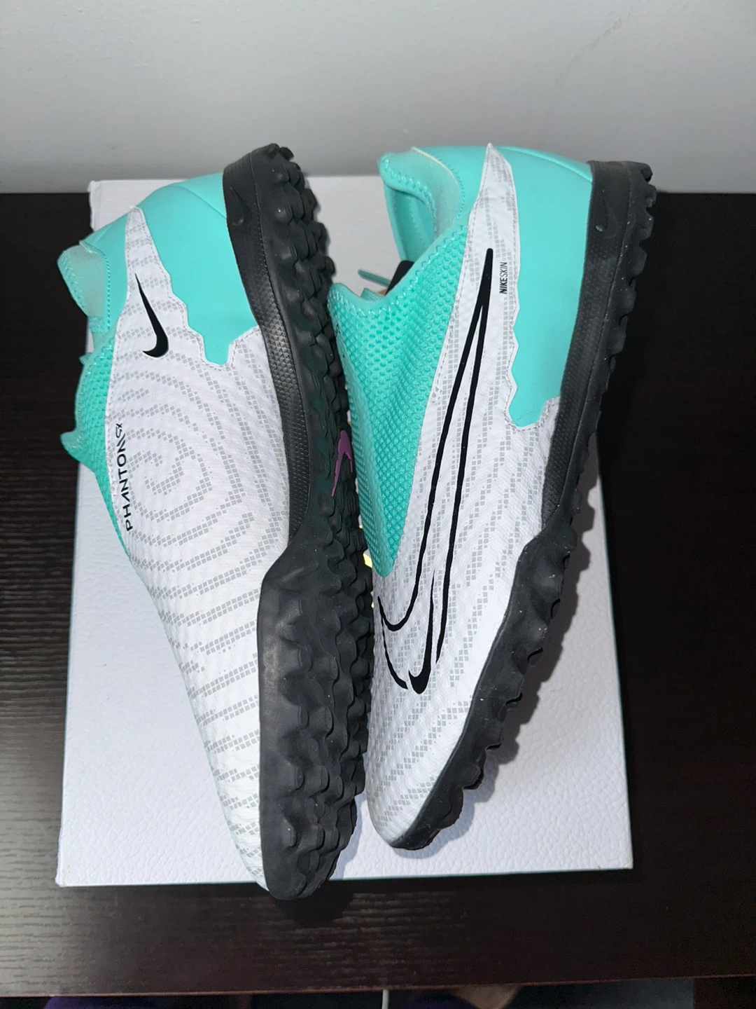 Nike Phantom GT2 DF TF Mens Soccer Cleats Turf Shoes Mint White - photo 4