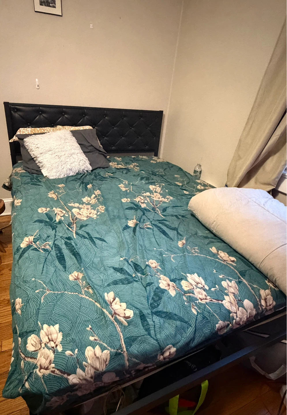 Queen Size Headboard Bed Frame + Mattress - photo 3