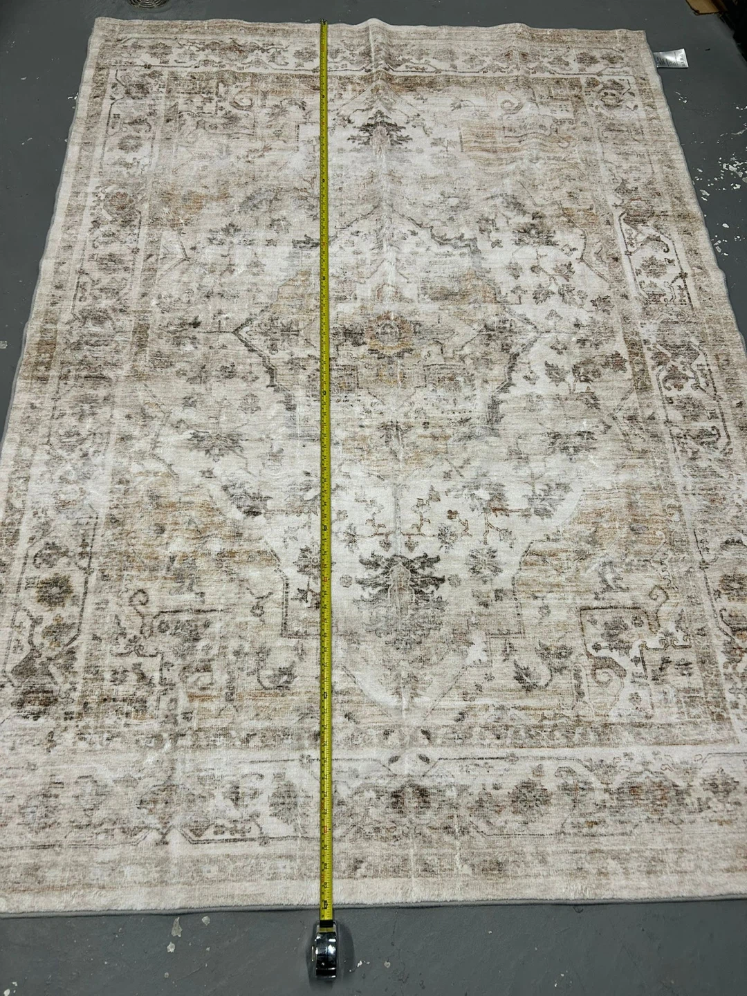 Distressed Oriental Style Area Rug brand new