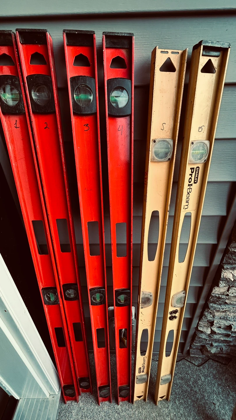 4 Ft Levels – Westward & Stanley – Good Condition