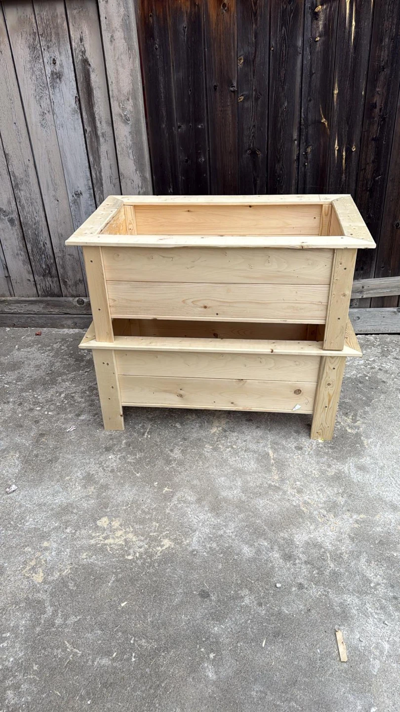 Wooden flower pot