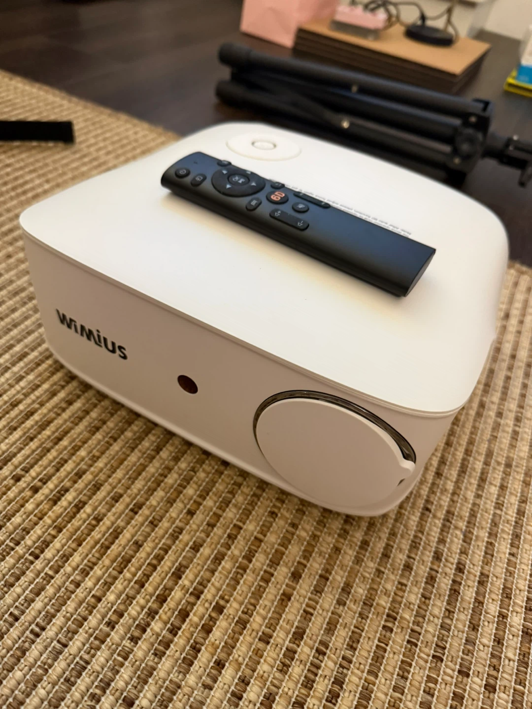 Wimius Entertainment Projector - photo 3